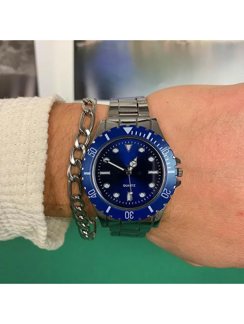 Classy Y2k 2000s vintage style essential minimalist retro stainless steel blue